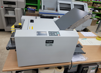 Duplo DF-1300L (자동접지기)
