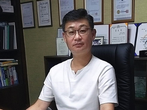 인쇄 매체 조달 낙찰 돕기… 투찰 분석 대행 '특허'